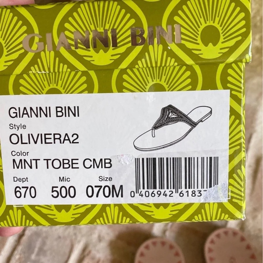 Gianni Bini Oliveira 7 women’s Beaded Crystal Sandals - Blue and Green - Picture 4 of 7